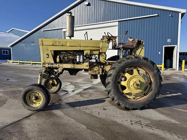 Image of International Harvester 666 equipment image 1