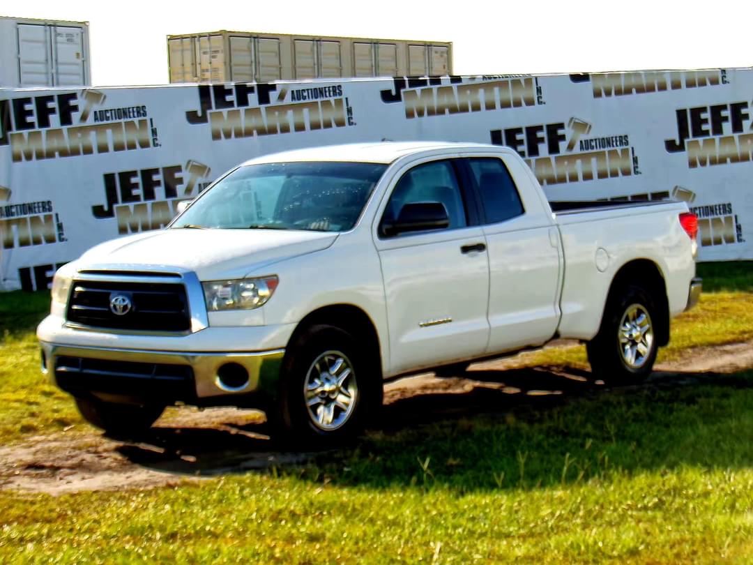 Image of Toyota Tundra Primary image