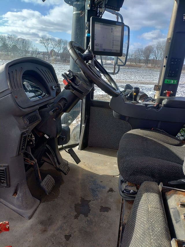 Image of Terra-Gator TG8300 equipment image 4