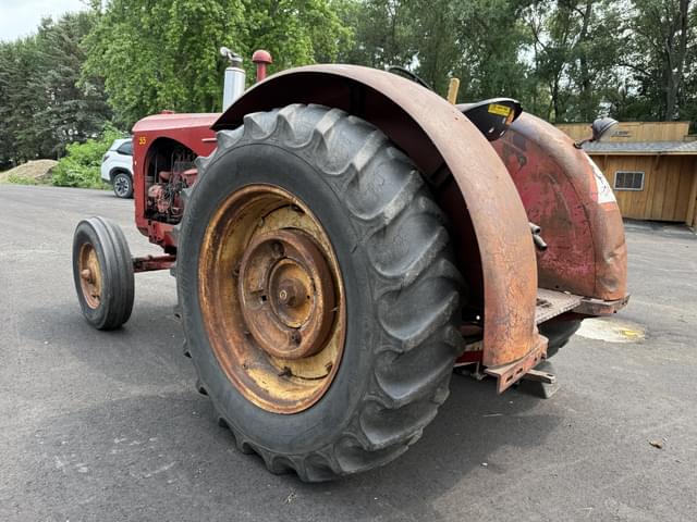 Image of Massey-Harris 55 equipment image 3
