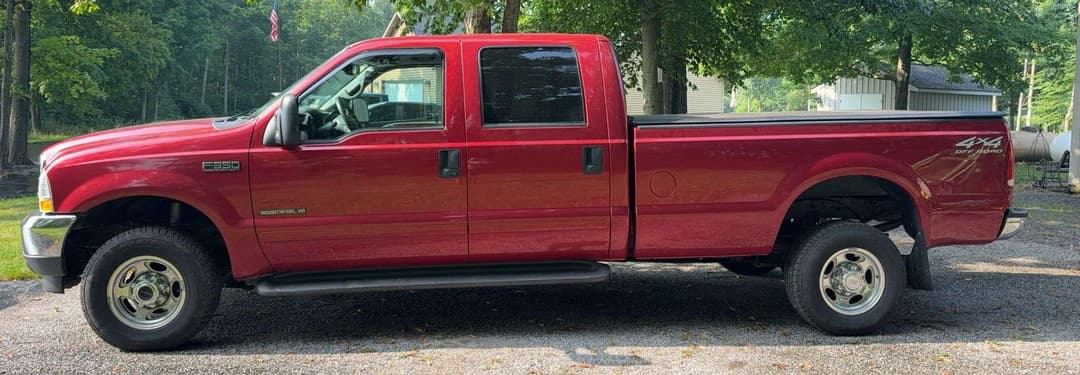 Image of Ford F-350 Primary image