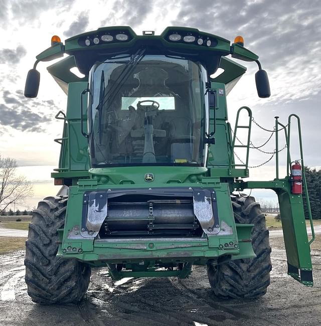 Image of John Deere S550 equipment image 2