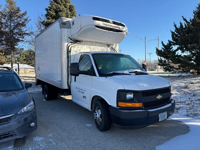 Image of Chevrolet 4500 equipment image 2