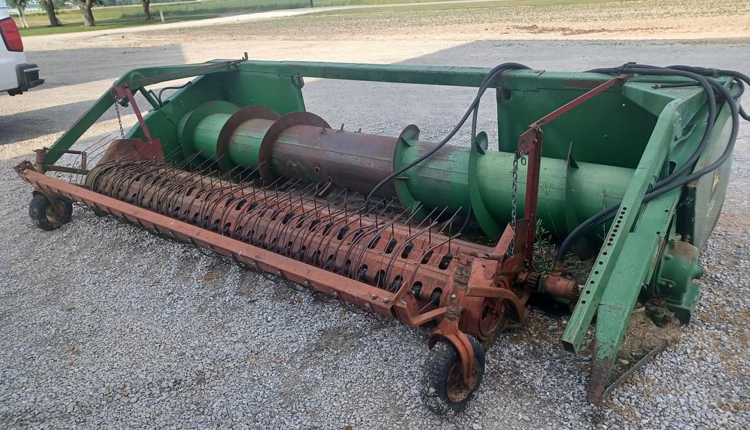 Image of John Deere 213 Primary image