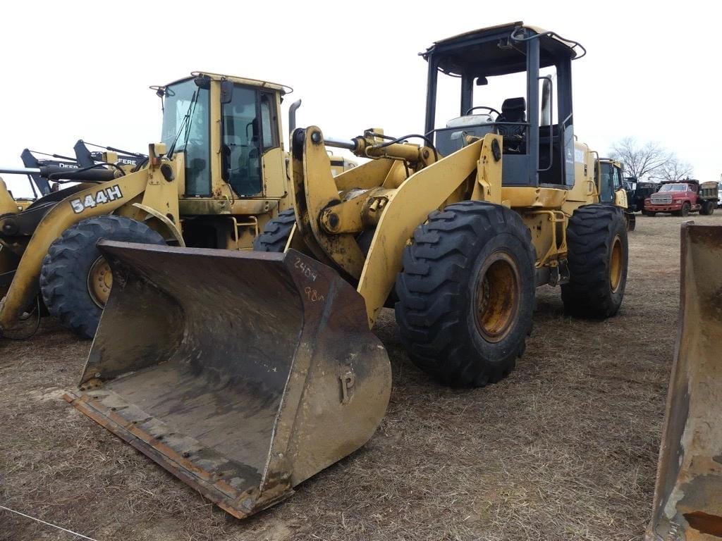 John Deere 544H Equipment Image0
