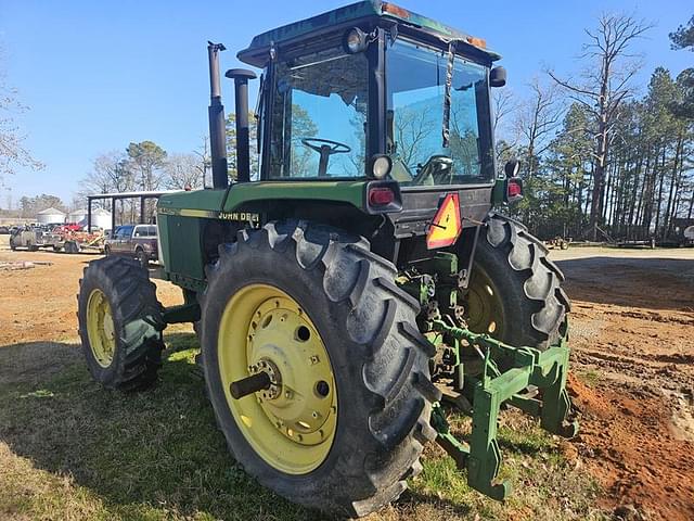 Image of John Deere 4455 equipment image 1