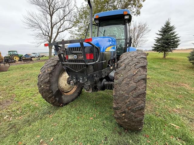 Image of New Holland TV145 equipment image 3