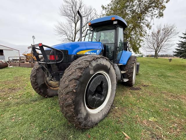 Image of New Holland TV145 equipment image 2