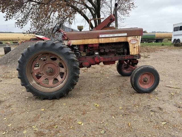 Image of Farmall 460 equipment image 1