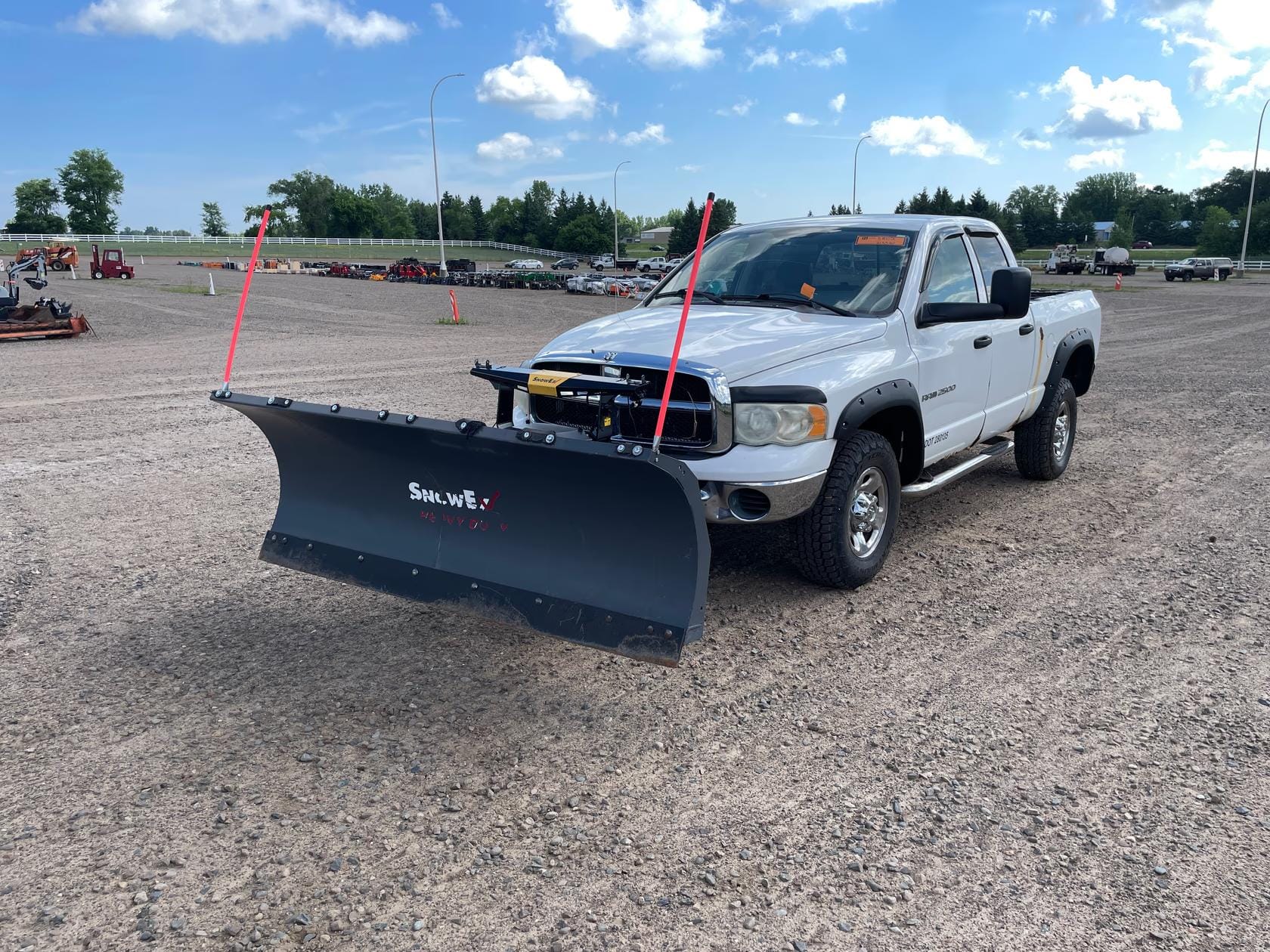 2003 Dodge Ram 2500 Equipment Image0