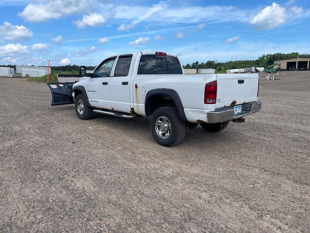 Image of Dodge Ram 2500 equipment image 2