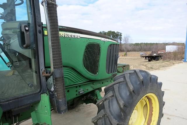 Image of John Deere 6420 equipment image 4