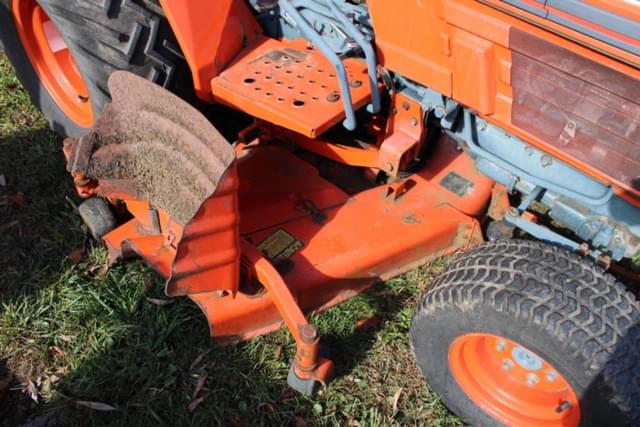 Image of Kubota B1550 equipment image 4