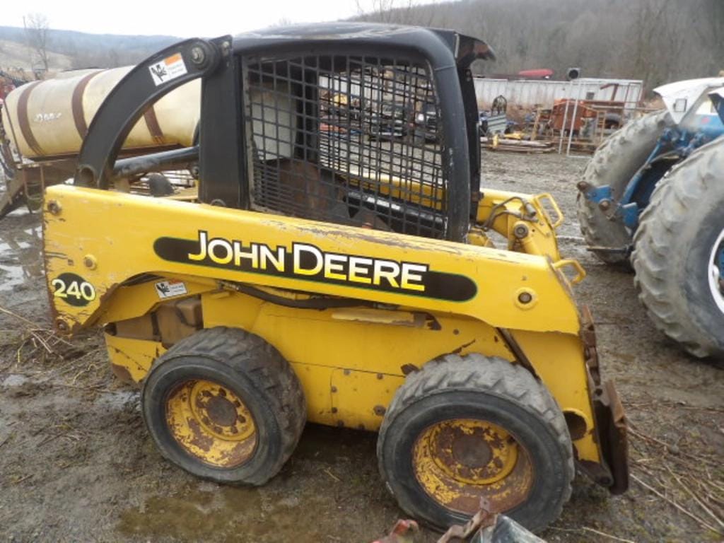 Main image John Deere 240