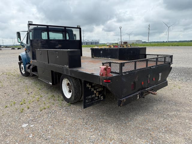 Image of International 4000 equipment image 3