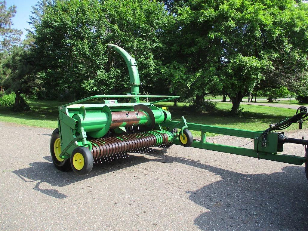 Image of John Deere 3955 Primary image