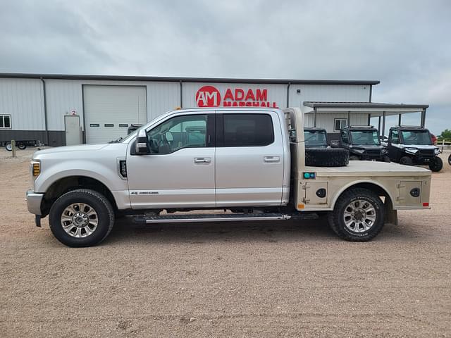 Image of Ford F-250 equipment image 4