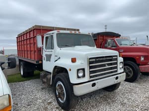 1984 International 1724 Image
