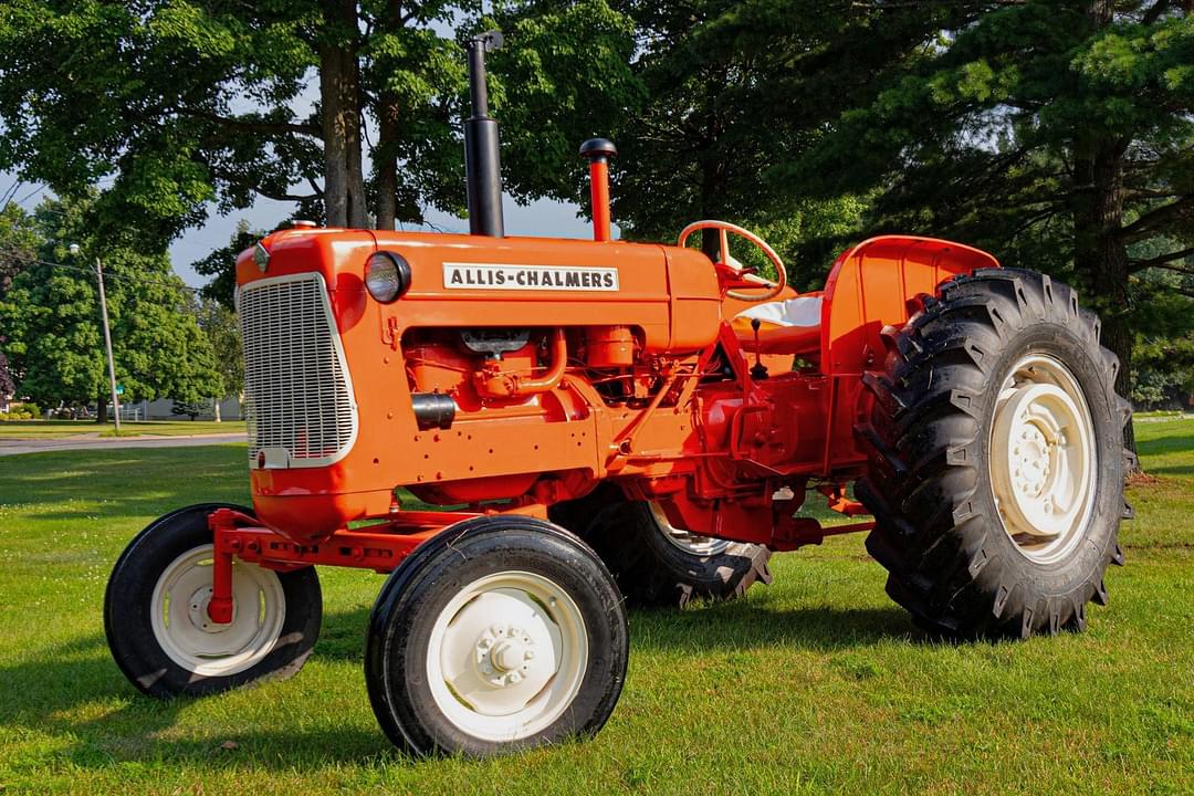 Image of Allis Chalmers D17 Image 0