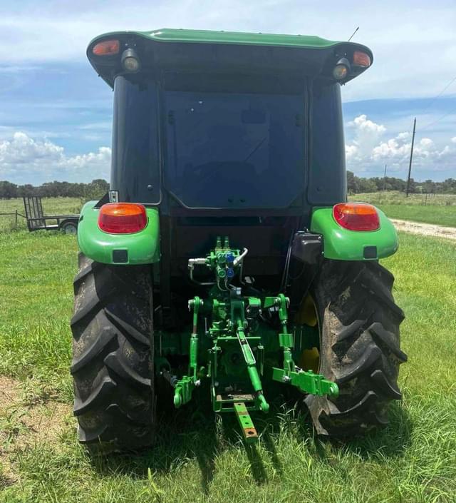 Image of John Deere 5100E equipment image 1