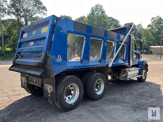 Image of Western Star 49X equipment image 3