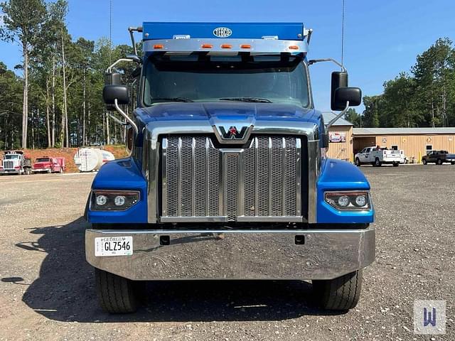 Image of Western Star 49X equipment image 1