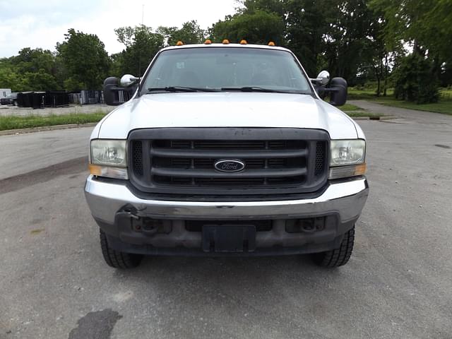 Image of Ford F-550 equipment image 1