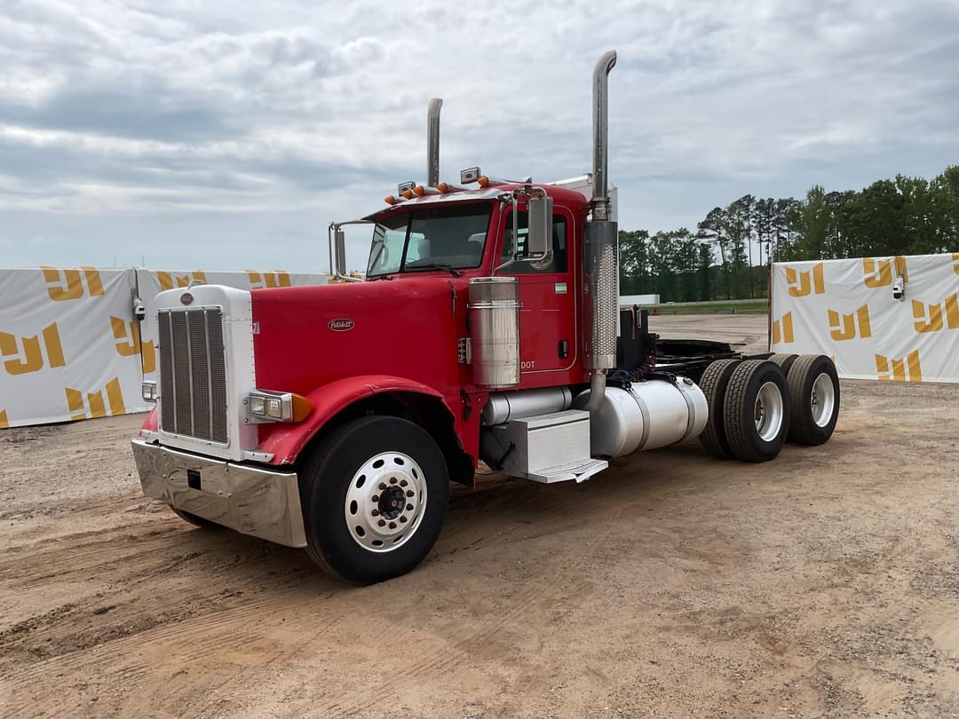 Image of Peterbilt 379 Primary image