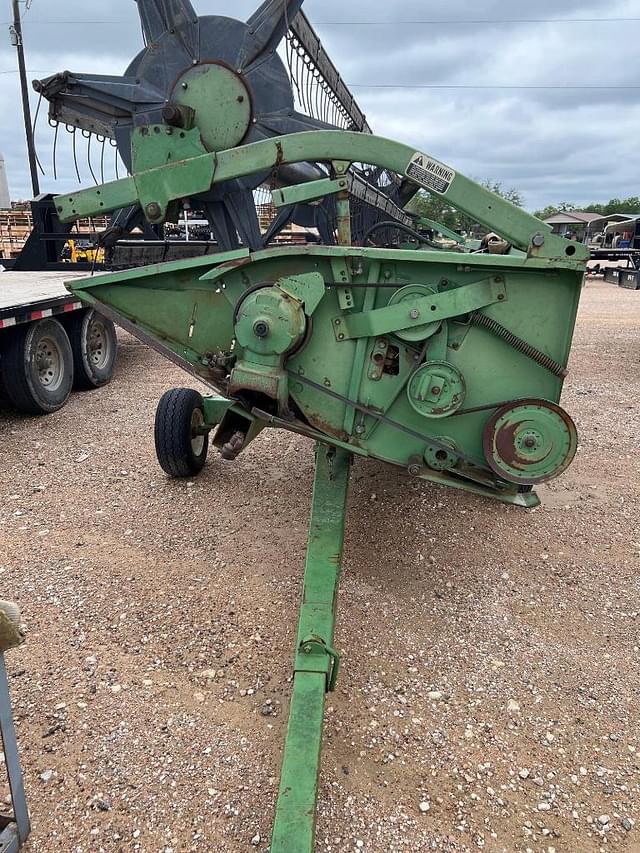 Image of John Deere 7720 equipment image 4