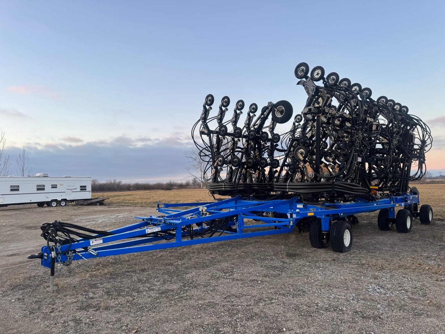 2022 New Holland P2075 Equipment Image0