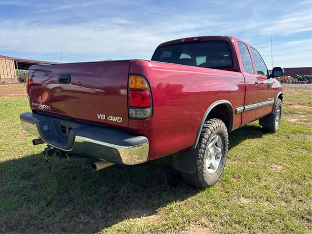 Image of Toyota Tundra equipment image 4