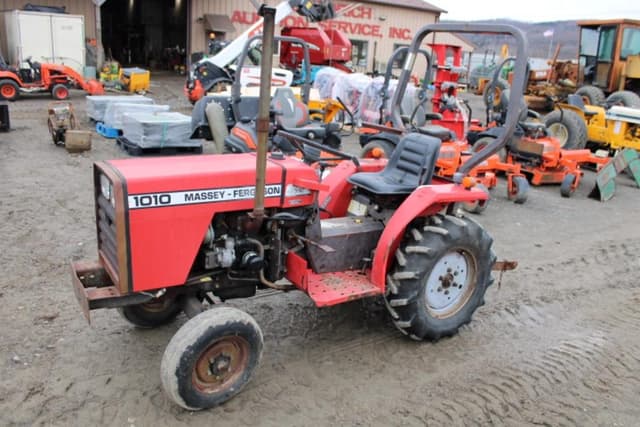 Image of Massey Ferguson 1010 equipment image 2