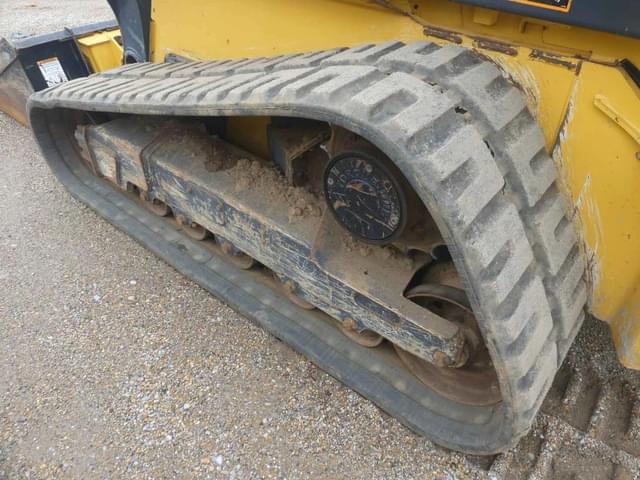 Image of John Deere 333G equipment image 4