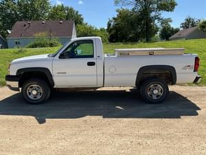 2005 Chevrolet 2500HD Image