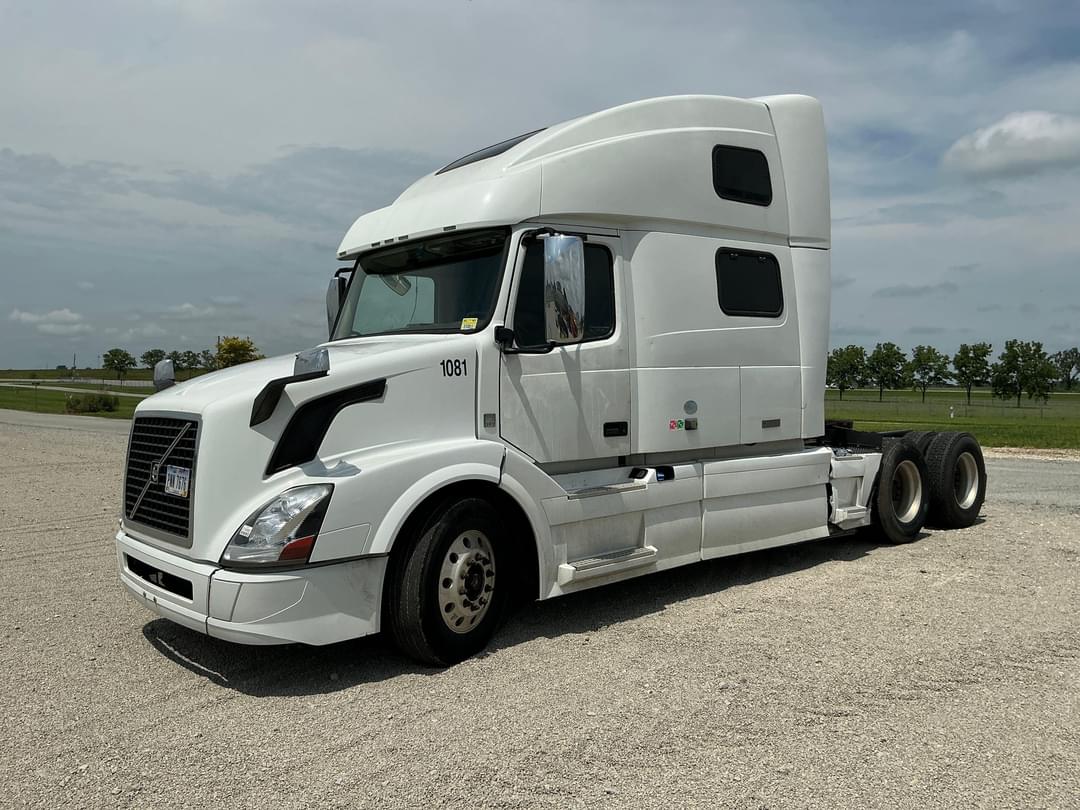 Image of Volvo VNL Primary image