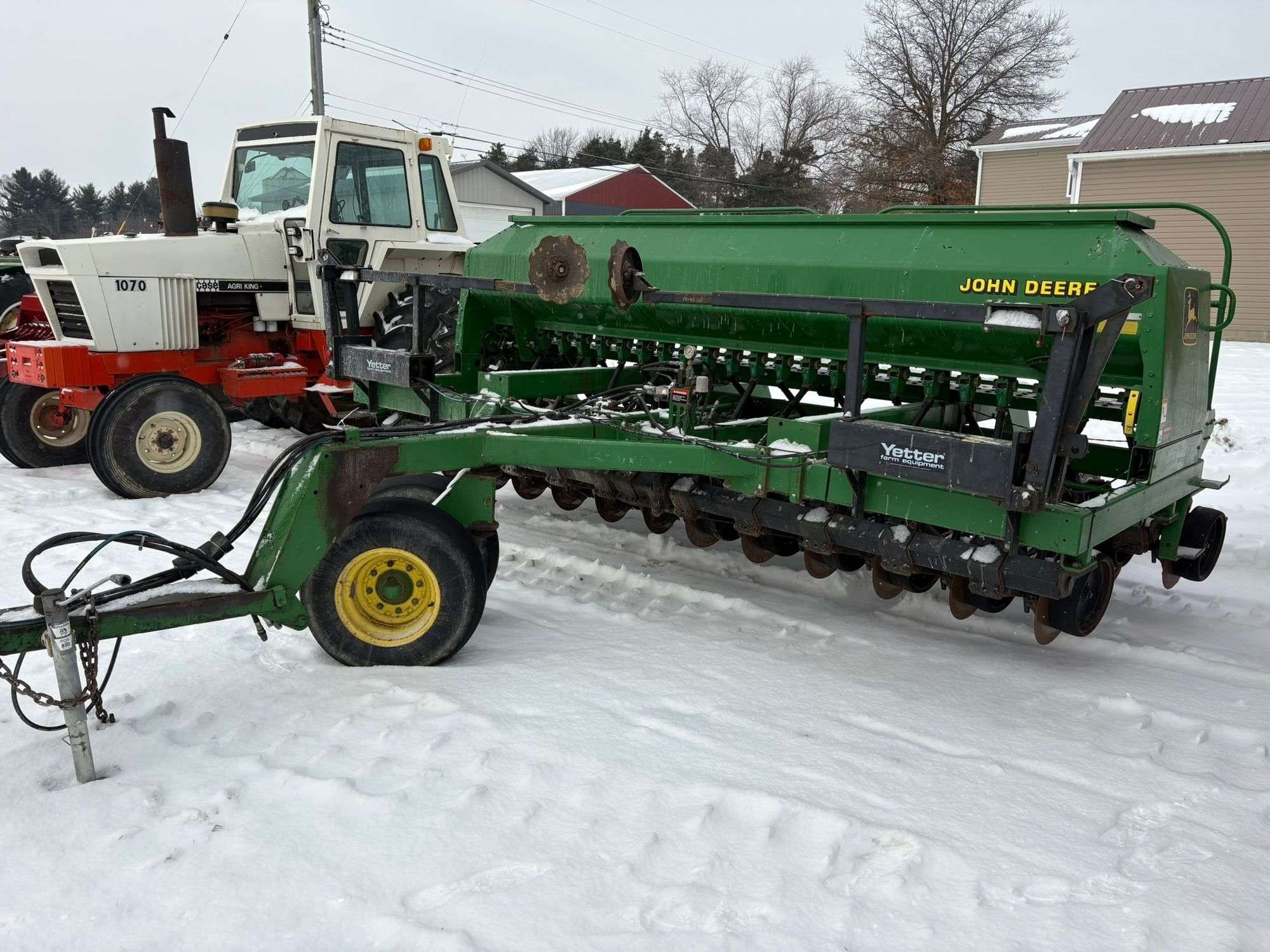 John Deere 1560 Equipment Image0