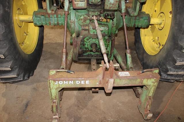 Image of John Deere 4020 equipment image 4