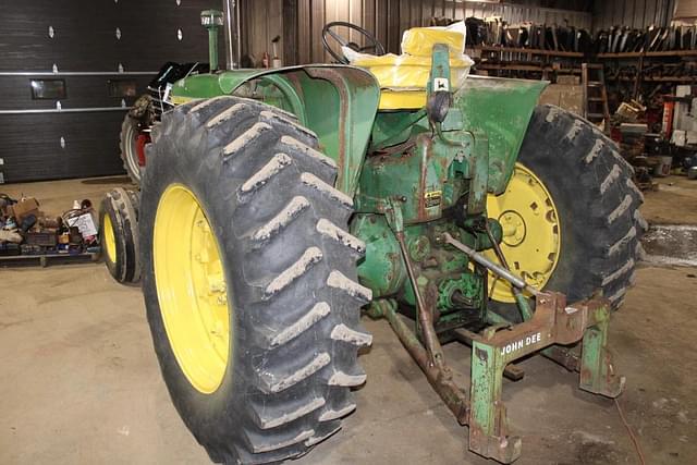 Image of John Deere 4020 equipment image 3