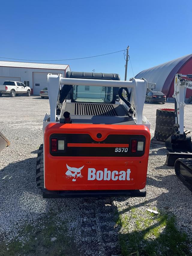 Image of Bobcat S570 equipment image 4