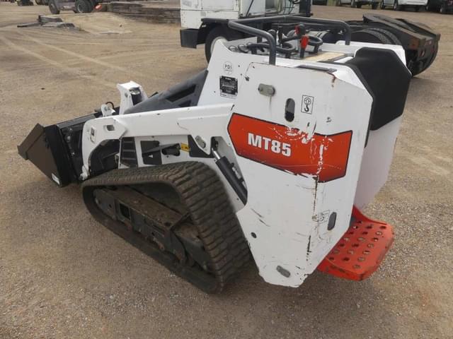 Image of Bobcat MT85 equipment image 3