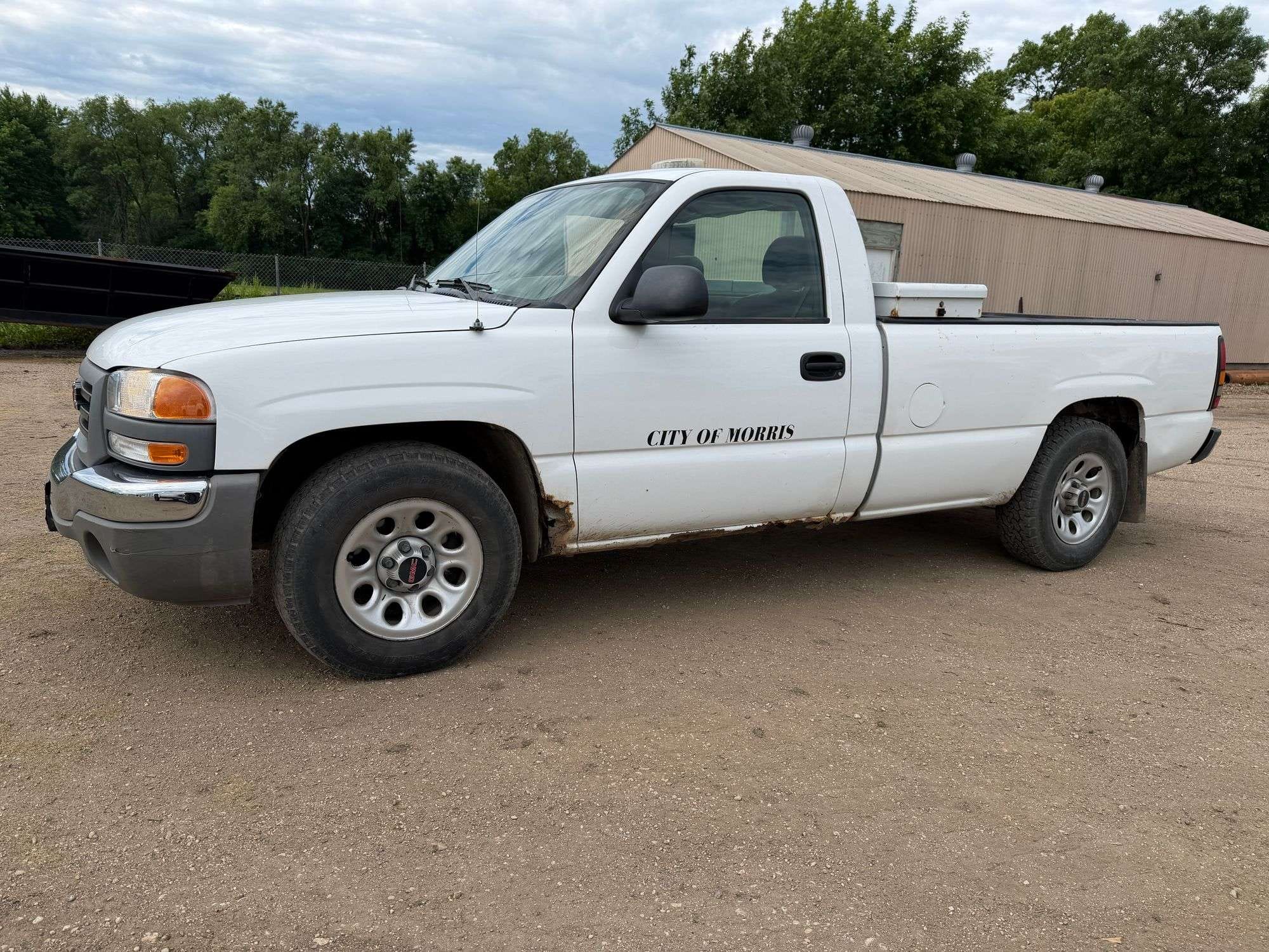 2006 GMC 1500 Equipment Image0