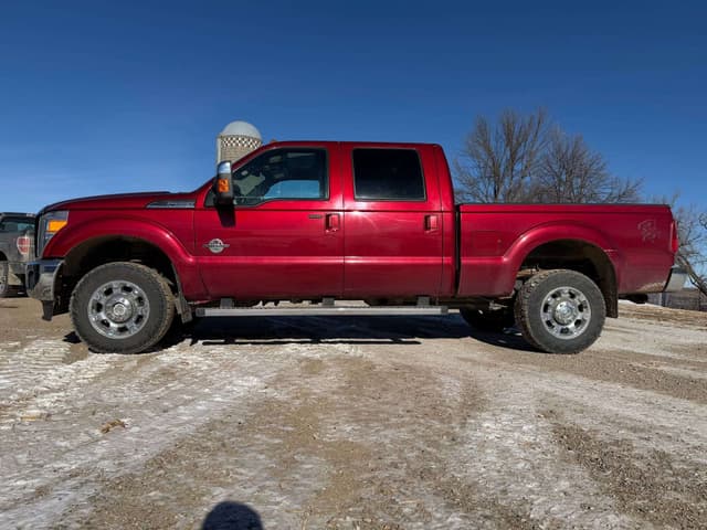 Image of Ford F-350 equipment image 1