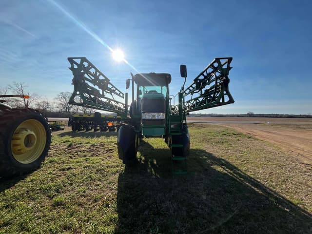 Image of John Deere 4630 equipment image 1