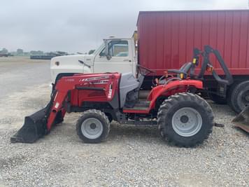 Main image Massey Ferguson 1529
