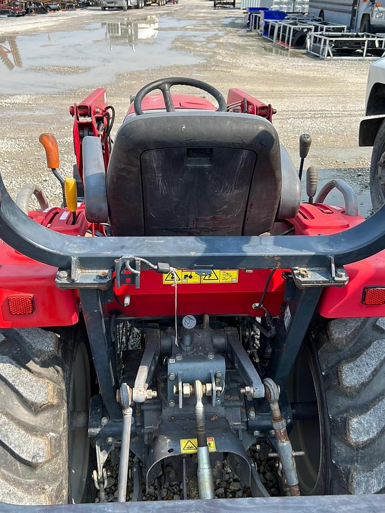 Main image Massey Ferguson 1529 10