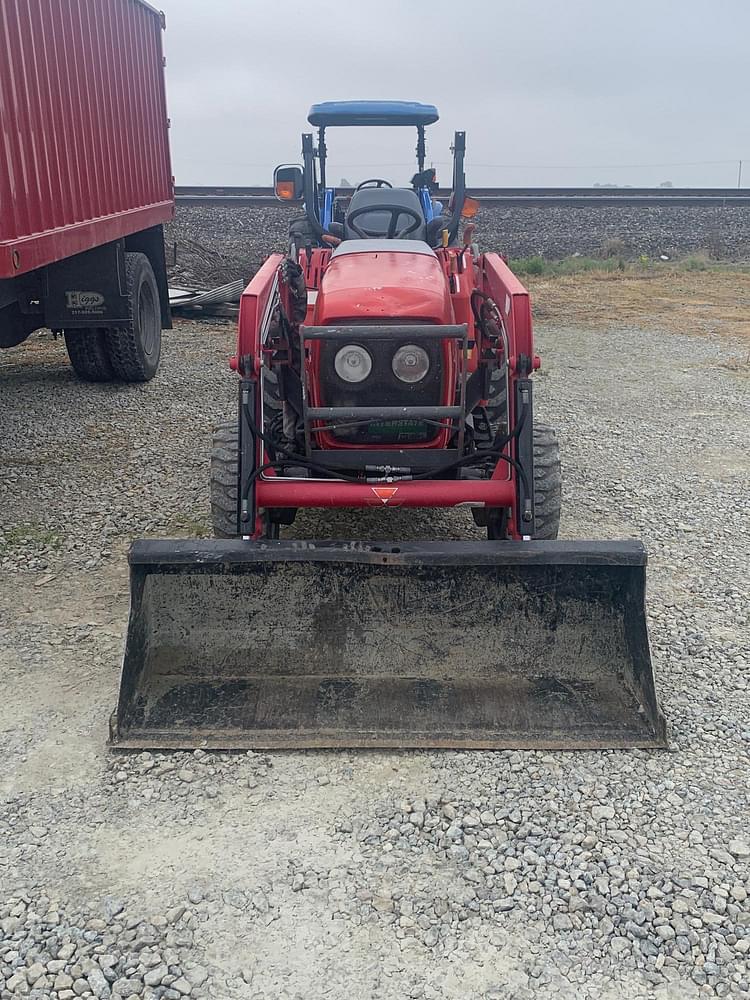 Main image Massey Ferguson 1529 1