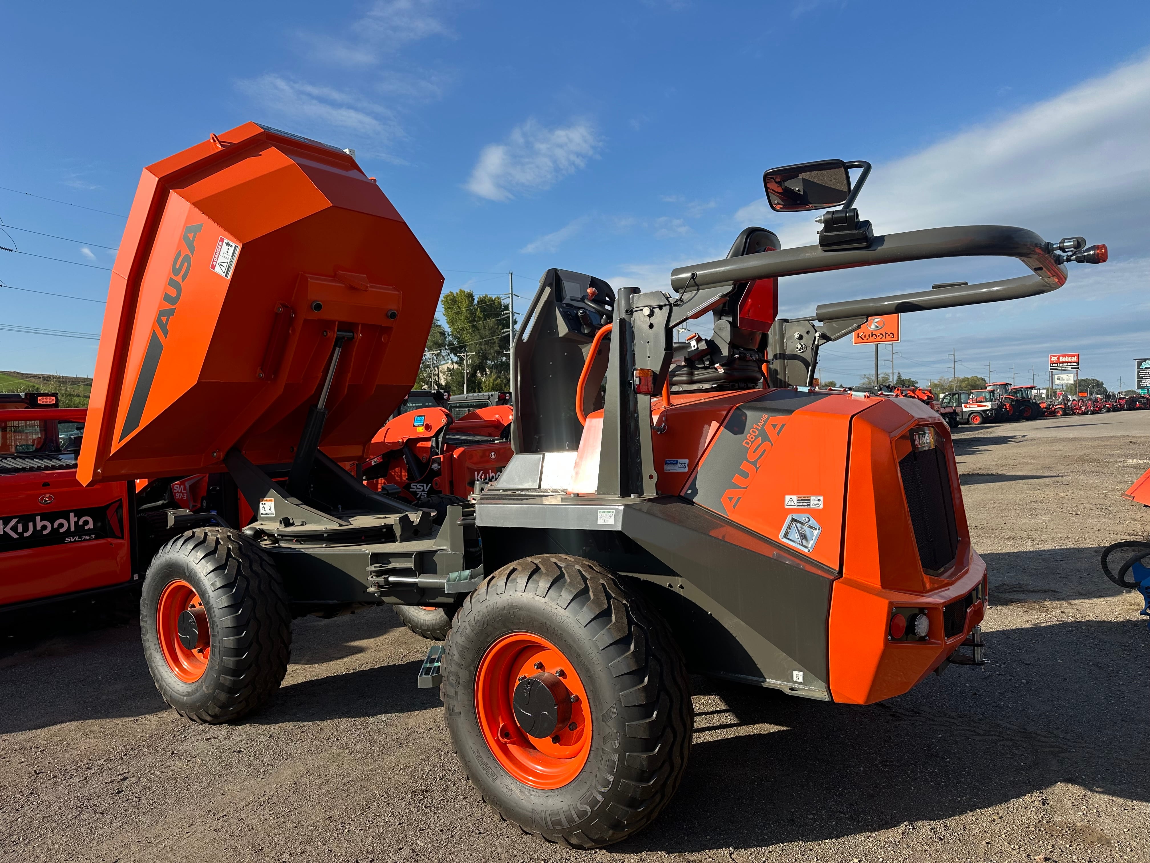 Ausa D601AHG Equipment Image0