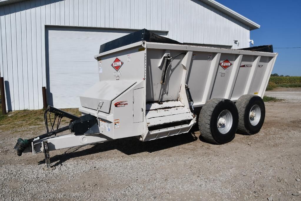 Main image Kuhn Knight SLC132