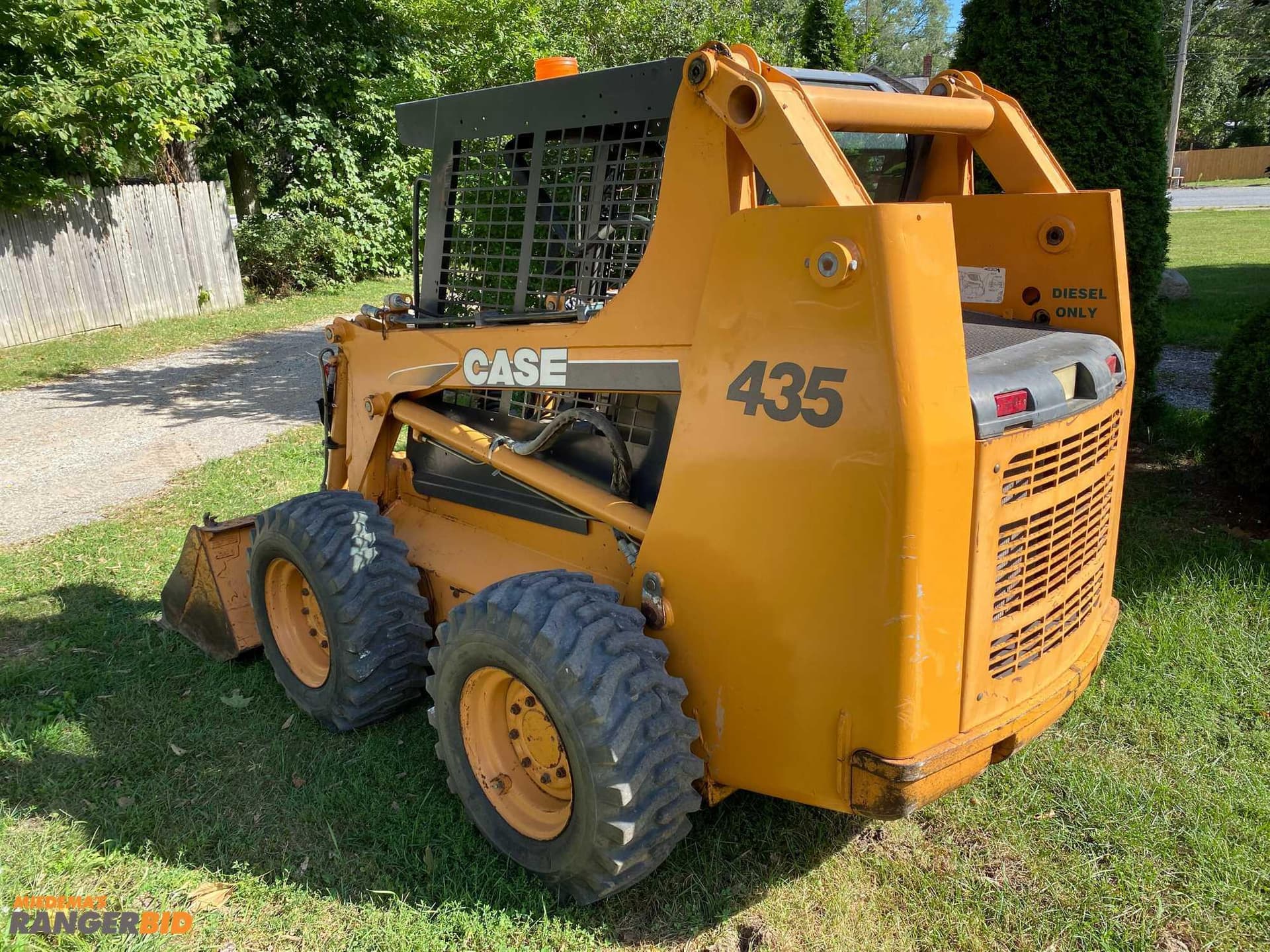 Tractor Zoom Case 435