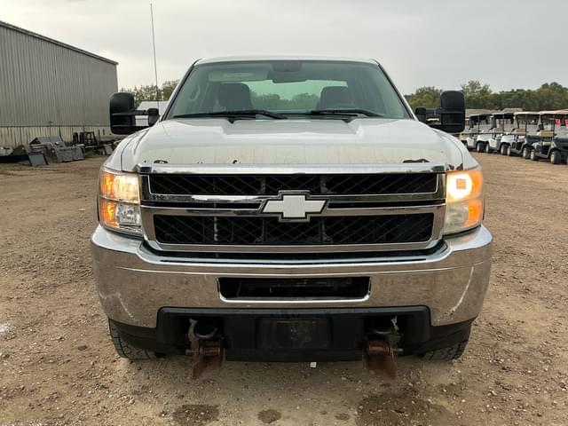 Image of Chevrolet Silverado equipment image 1